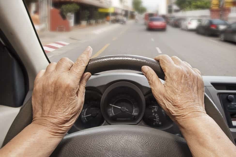 how-road-safety-is-threatened-by-slow-drivers-1