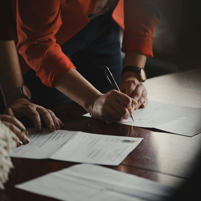 deposition-signature Someone signing a deposition