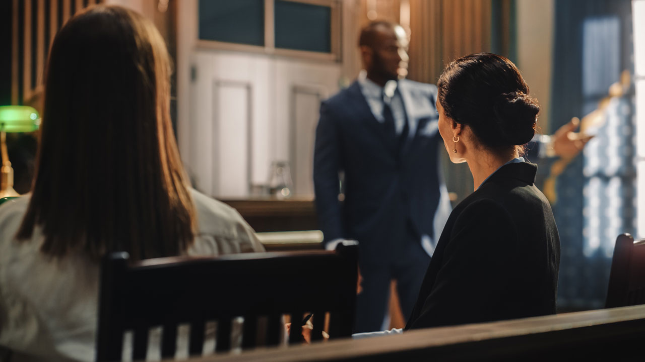 BGL_criminal_defense_protect_your_rights_1346156753 Lawyer defending their client in the courtroom